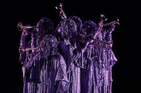 “Sirenas”: llega al GAM nueva obra de Manuela Infante que cruza mitología y extractivismo