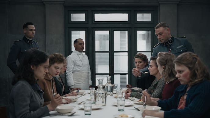 Cómo se hizo Las Catadoras, la película sobre las mujeres que probaban la comida de Hitler
