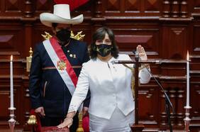 Nueva crisis en el gobierno de Castillo en Perú: incluyen a su vicepresidenta en investigación por presunto lavado de activos