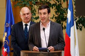 Tras apoyo de la DC a Jara: Ramírez (UDI) insiste en que la oposición avance en una lista parlamentaria única