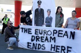 Con el polémico plan de Italia como referente: la propuesta de Ursula von der Leyen para abrir centros de retorno fuera de la UE para inmigrantes ilegales