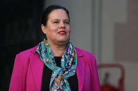 La reaparición de Maya Fernández con respaldo a Boric y dardos a “candidatos que defienden la dictadura”