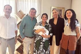 “En medio de toda la injusticia y violencia que estamos viviendo”: directiva del PC visita a Karol Cariola y su hijo