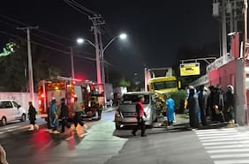 Emergencia química en La Cisterna: evacuan a vecinos tras fuga de 6.000 m³ de amoniaco desde empresa Ariztía