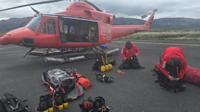 Tragedia en Torres del Paine: recuperan los cinco cuerpos y evacúan a los sobrevivientes entre reproches a Conaf