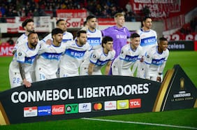 Cruzados logra ganancias de $2 mil millones mientras Blanco y Negro se desploma y Azul Azul cierra con pérdidas