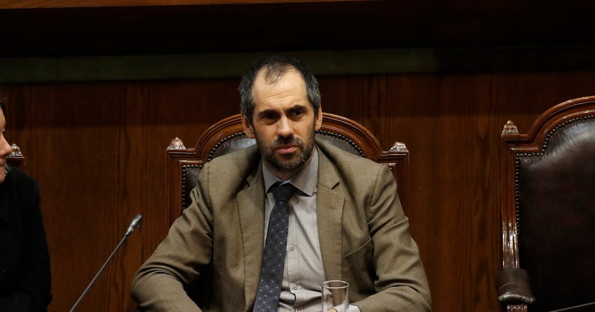 Grau's Projection to the Fall: Liberal Members invoke freedom of action to vote for charges against former minister - The Third
