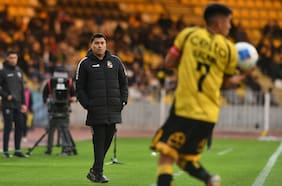 A Coquimbo Unido le quieren ‘piratear’ al técnico: las otras ofertas que tientan a Esteban González