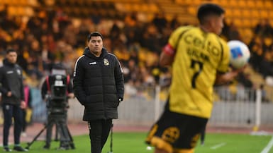 A Coquimbo Unido le quieren ‘piratear’ al técnico: las otras ofertas que tientan a Esteban González