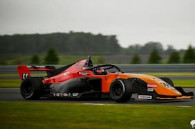 Nicolás Ambiado sufre un desperfecto mecánico y se queda sin título de la Fórmula Regional Américas 2025