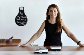 Innovación en cada fórmula: cómo Clara Valenzuela está revolucionando la cosmética natural en Chile