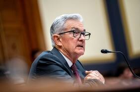 Presidente de la Fed no descarta subir tasas de manera consecutiva y mercados cierran mixtos