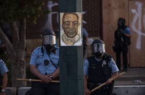 Académico que acuñó la expresión “paradoja de Minnesota”: “Muchos blancos no quieren que las minorías raciales vivan en sus vecindarios”