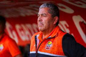 “Estamos dominados por delincuentes a todo nivel”: los descargos de Gustavo Huerta por la suspensión del debut contra la U