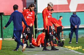La queja del plantel de la Roja: “Toda la gente comenta y habla de lo negativo; es esencial estar juntos en momentos difíciles”