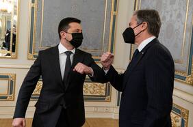 Occidente enfatiza una postura unificada sobre Ucrania tras comentario de "incursión menor" de Biden