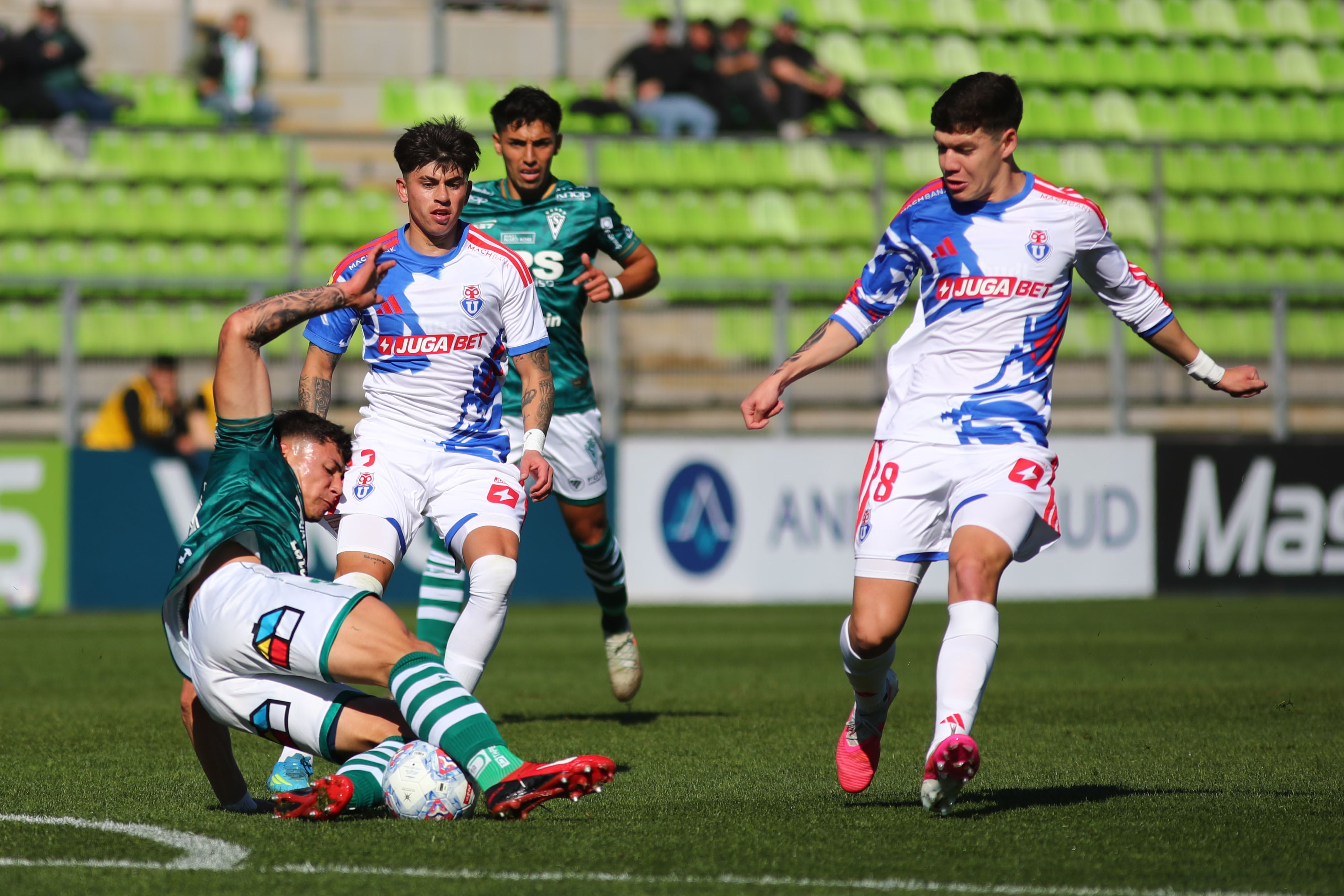 la U busca volver al triunfo en la Copa Chile visitando a Santiago Wanderers