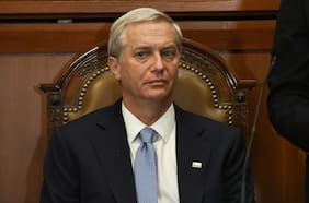 Kast busca a su abogado de confianza en La Moneda: el diseño que se baraja para el guardián de la firma del Presidente