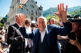 Joseph Blatter le agradece a Roger Federer: “Esta noche se despide el mejor tenista de la historia”