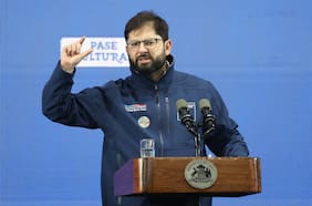 Boric critica idea de Undurraga de eliminar el Pase Cultural y llama a investigar casos de uso irregular