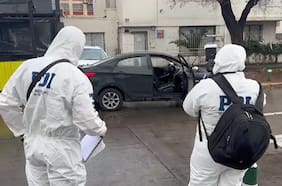 Funcionaria PDI enfrenta a asaltantes que la atropellaron en la salida de un banco de San Miguel y hiere a tres de ellos