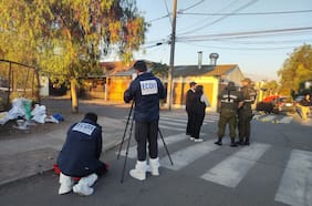 Balacera cerca de colegio deja un fallecido y otro herido grave al interior de un vehículo en Pedro Aguirre Cerda