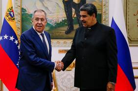 Rusia ofrece apoyo absoluto a Venezuela frente a sanciones estadounidenses