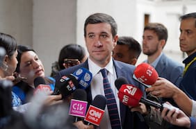 UDI define en las próximas horas si respaldará la acusación constitucional contra exministro Grau