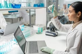 Ingeniería que mezcla medicina y expertos en manejo de agua: las nuevas carreras científicas del país