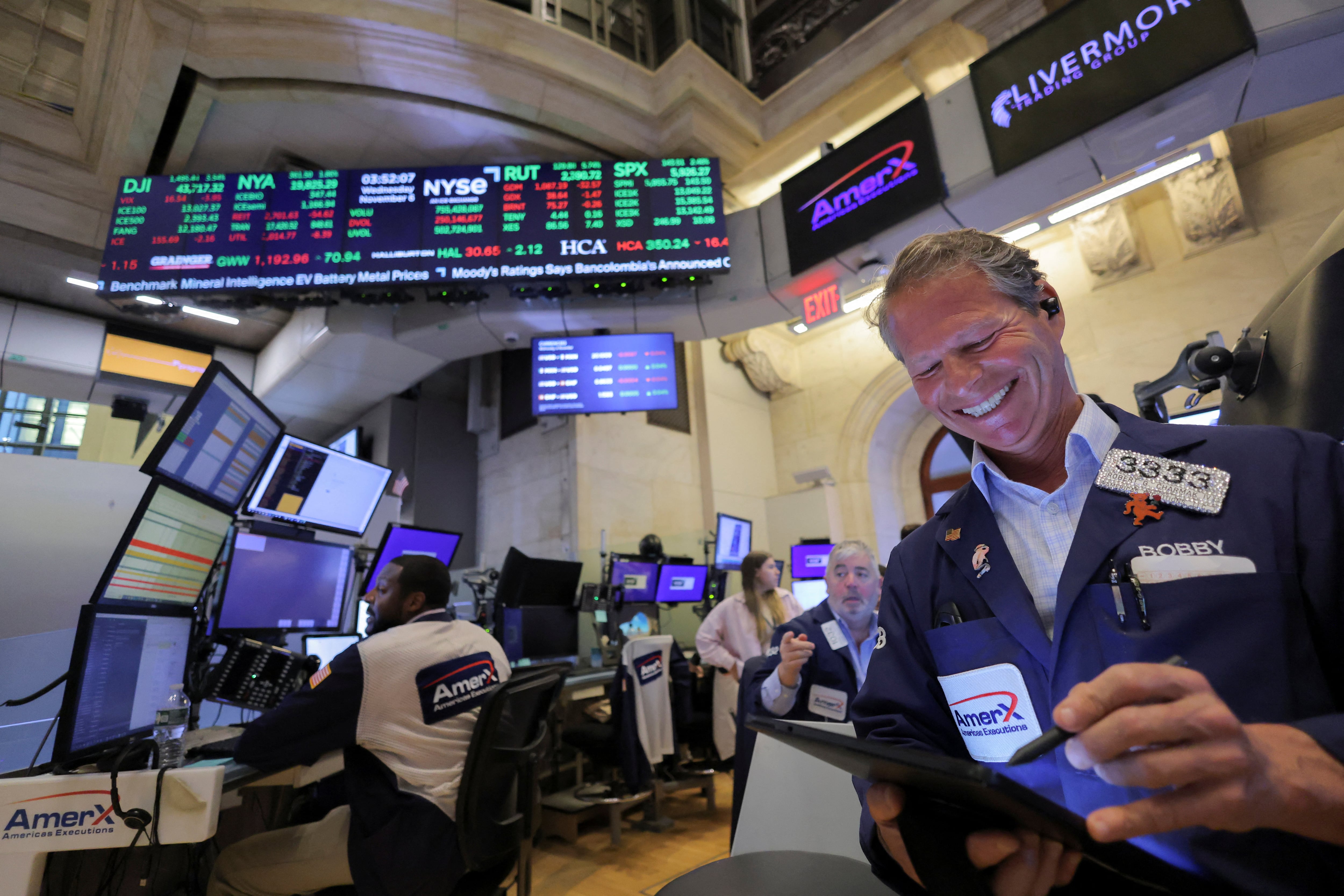 Mercados se toman un respiro tras efecto de alza de tasas de la Fed y el dólar cae en la previa de Fiestas Patrias