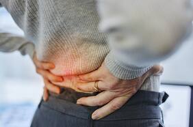 Genera dolor lumbar y fiebre: ¿Cómo prevenir una infección urinaria?
