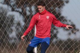 “Llegó la propuesta”: defensor argentino saca la voz y reconoce que la U ya lo contactó para la temporada 2024