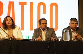 Timoneles del Socialismo Democrático se reúnen con alcaldes para compartir visión estratégica del bloque de cara a las municipales