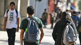 Tesorería inicia proceso de cobro a deudores CAE: hay 550 mil morosos y monto llega a $4 billones