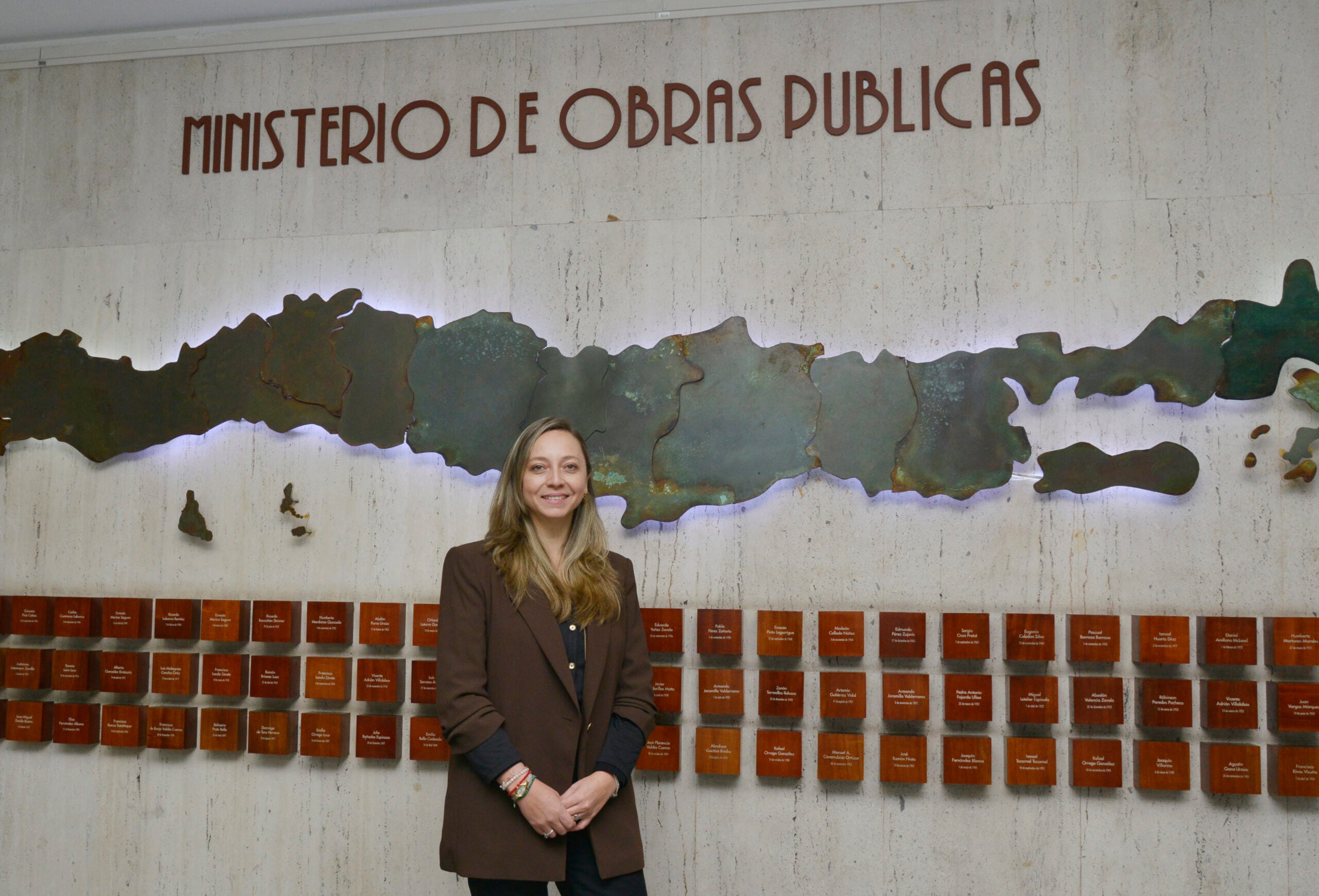 Gobierno nombra a Lorena Herrera como nueva directora general de Concesiones de Obras Públicas