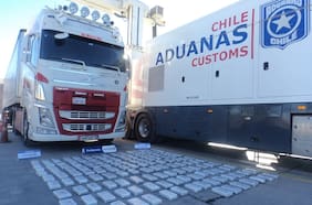 Detectan 150 kilos de cocaína ocultos en camión en Tarapacá: sería comercializada en la RM durante las Fiestas Patrias