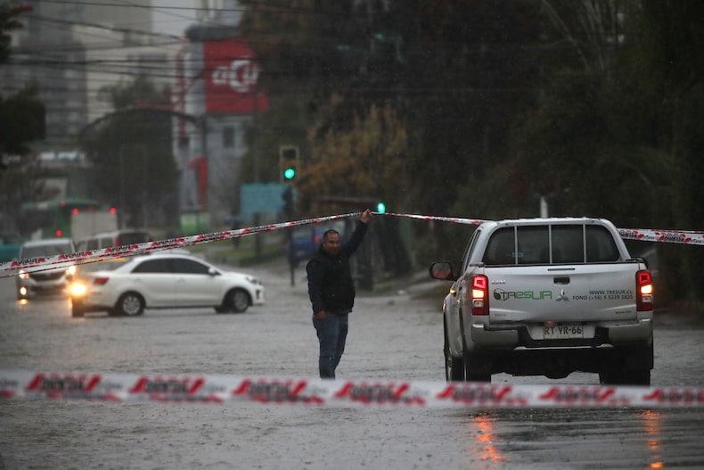 Lluvia en Santiago 21/6/2024