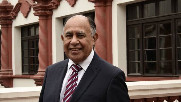 Diego Simpertigue, el nuevo ministro que tambalea en la Corte Suprema