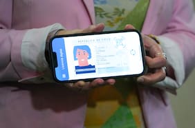 Licencia de conducir digital genera cuestionamientos al MTT por falta de claridad en fiscalizaciones