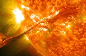 Genera corrientes parásitas: alertan que el Sol está emitiendo las llamaradas más intensas en décadas