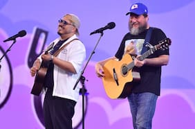 Con 31 Minutos y un mamut migrante: el segmento con el que Esteban Düch hizo cantar con el “Guatón” Salinas a Viña 2026