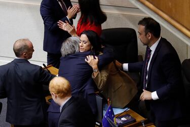 Núñez se convierte en la quinta mujer en presidir el Senado al ser elegida con votos de la oposición y la derecha