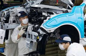 El desplome mundial de las manufacturas se frena por reapertura de las economías