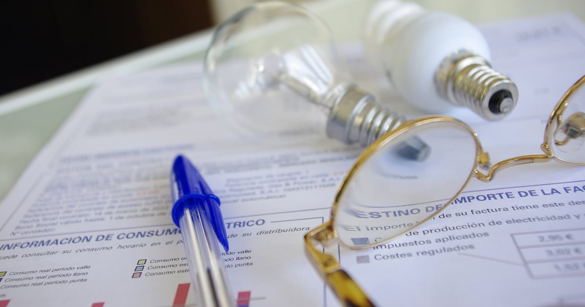 Contraloría inicia auditoría en procesos de la CNE tras error metodológico en tarifas eléctricas