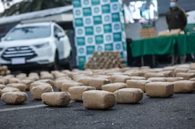 Fiscalización vehicular termina con la incautación de 835 kilos de droga en Socaire