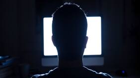 Qué es la “psicosis por IA” y cómo el uso excesivo de chatbots podría dañar tu salud mental, según investigaciones