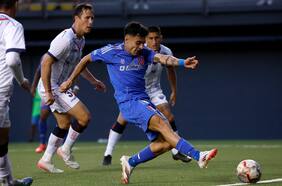 Gustavo Álvarez se emociona tras gol de Javier Altamirano: “Cuando tuvo el episodio de salud dije que me gustaría tenerlo pronto”