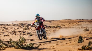 Ignacio Cornejo es noveno en la séptima etapa del Rally Dakar y cae puestos en la clasificación general