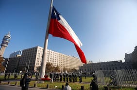 S&P ratifica calificación de Chile y Moody’s dice que podría mejorarla si el próximo gobierno avanza rápido en la consolidación fiscal