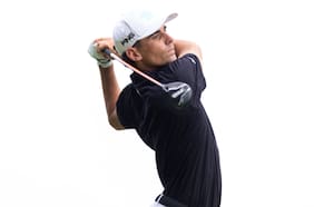 En su mejor campaña del año: Joaquín Niemann se desmorona sobre el cierre y cede la corona en el LIV Golf de Singapur